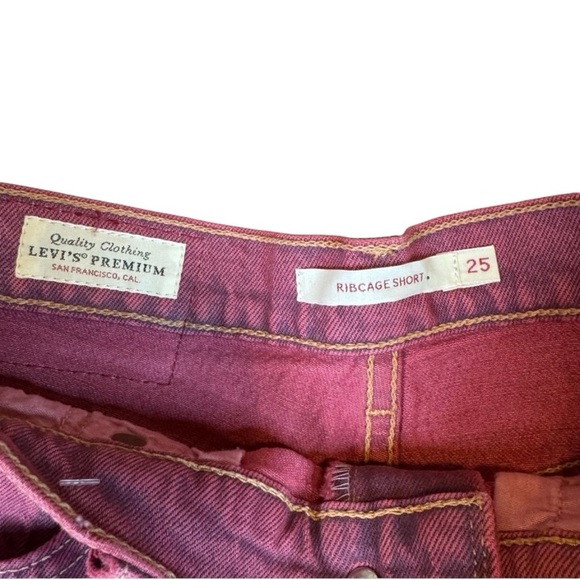 Levi's Pinkish Red High Rise Jean Shorts with Washed Look Size 25 - Picture 8 of 10